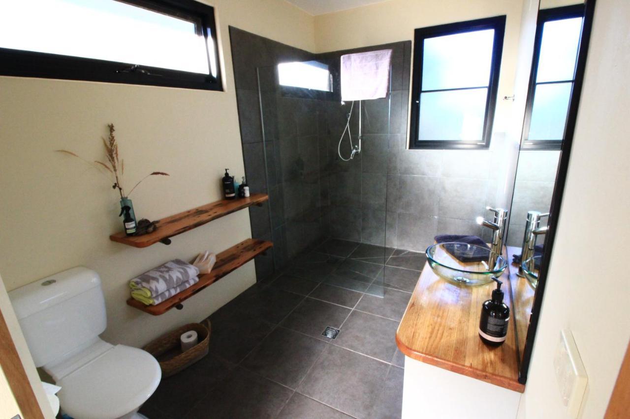 Appartement Down To Earth Farm Retreat à Sarsfield Extérieur photo